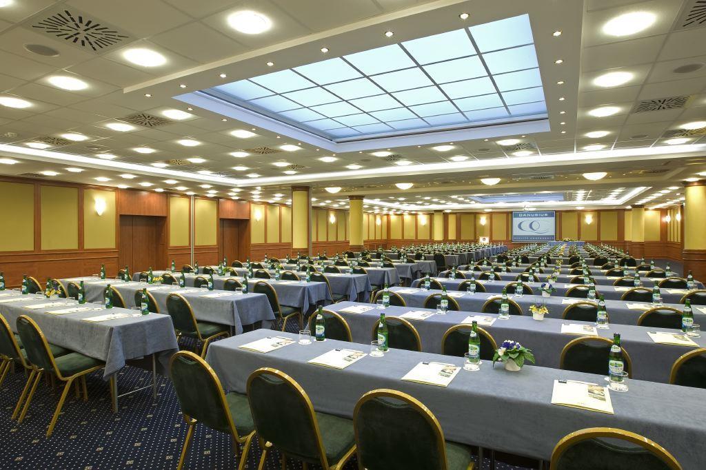 Danubius Hotel Hungaria City Center Budapest Exterior photo