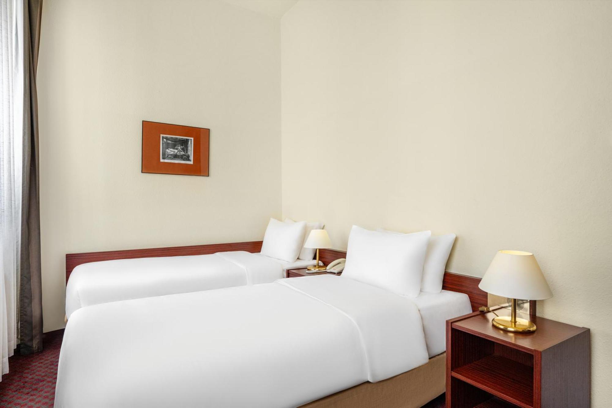 Danubius Hotel Hungaria City Center Budapest Room photo